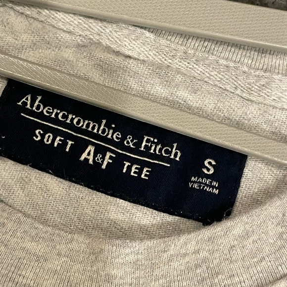 Abercrombie Men’s Long Sleeve - Heather Grey - Picture 2 of 2